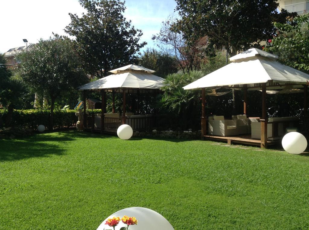 Hotel Eur Lido di Camaiore Exterior photo