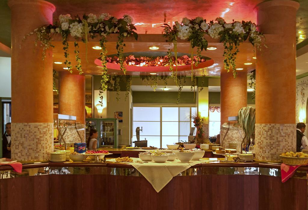 Hotel Eur Lido di Camaiore Exterior photo