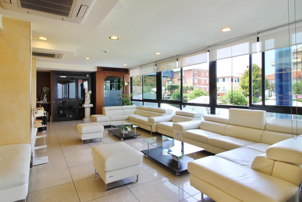Hotel Eur Lido di Camaiore Exterior photo