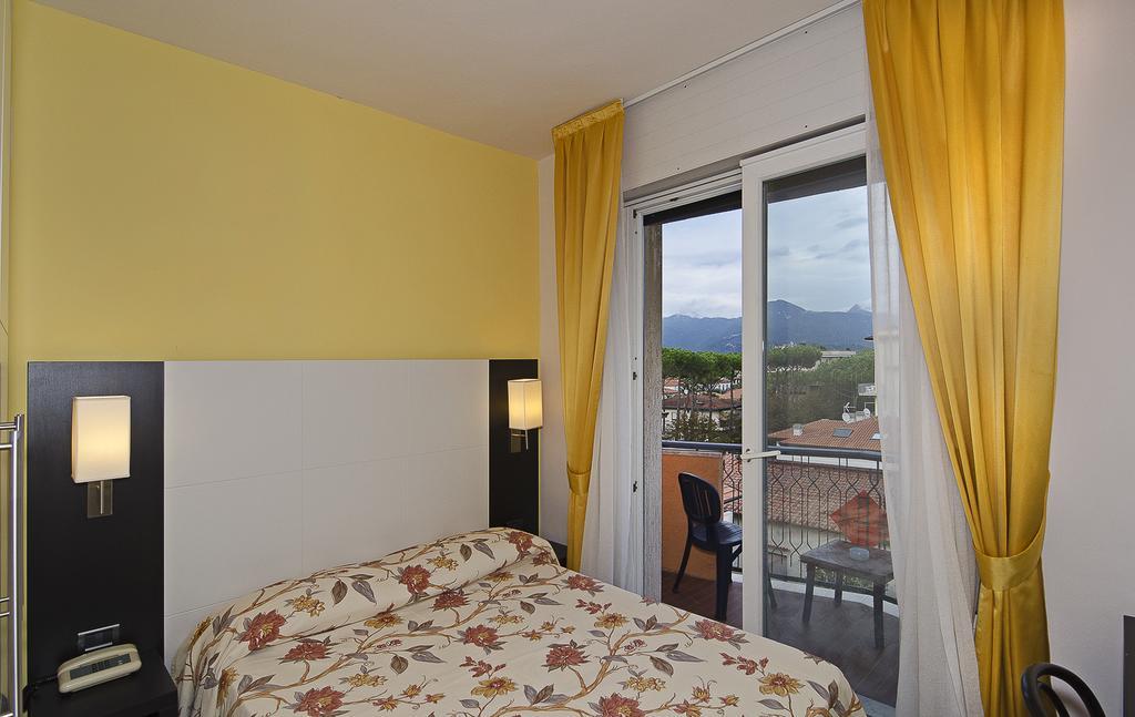 Hotel Eur Lido di Camaiore Exterior photo