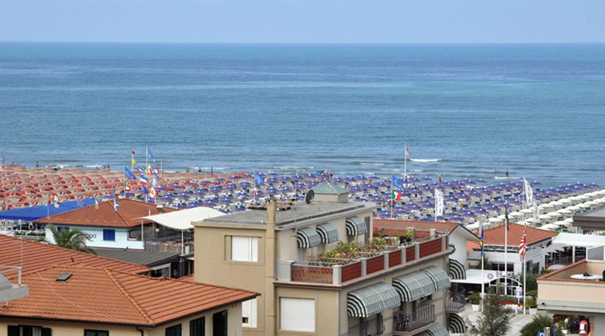 Hotel Eur Lido di Camaiore Exterior photo